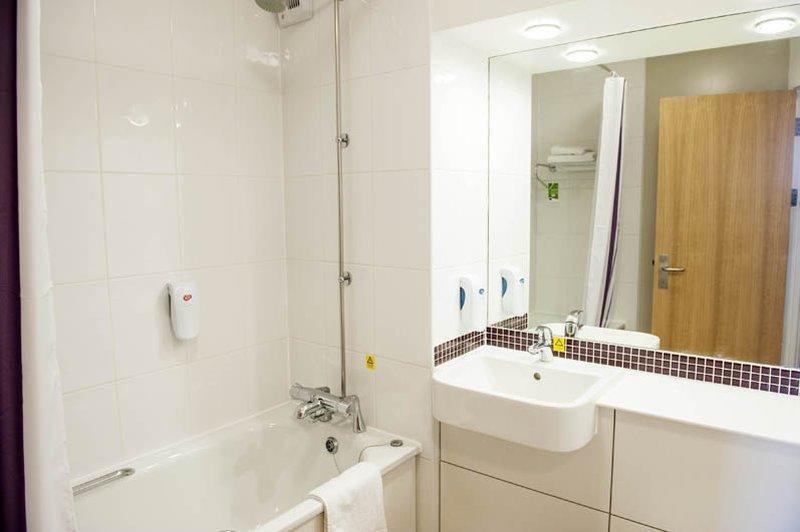 Premier Inn ケタリング エクステリア 写真